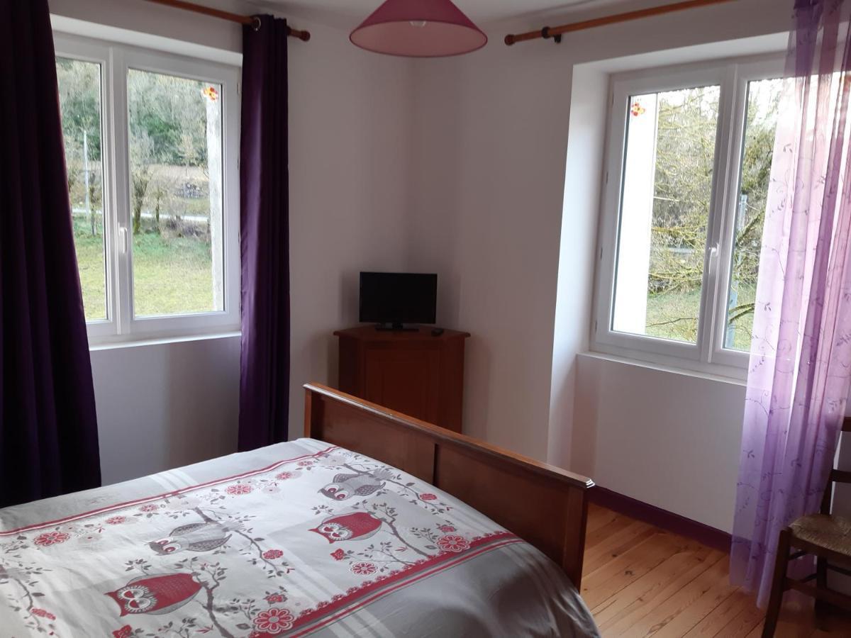 Bed and Breakfast Au Domaine Des Oiseaux Montredon  Esterno foto
